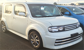日産(キューブ)